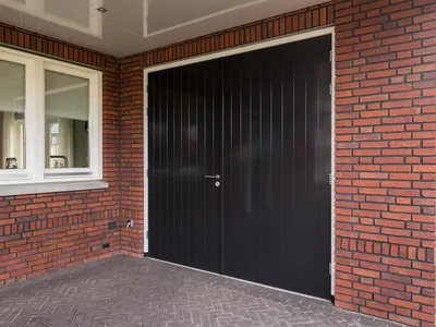 Houten garagedeuren